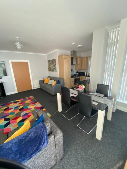 3 Bedroom Penthouse Apartment In Larne Exteriör bild